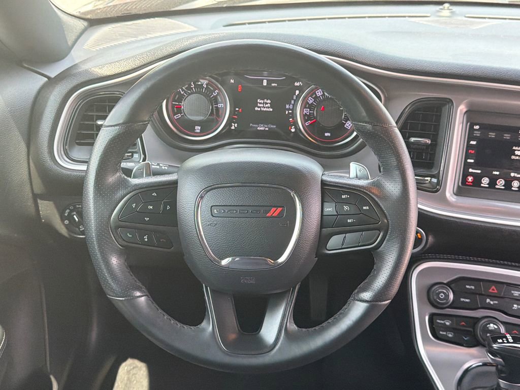 Used 2022 Dodge Challenger GT image 21