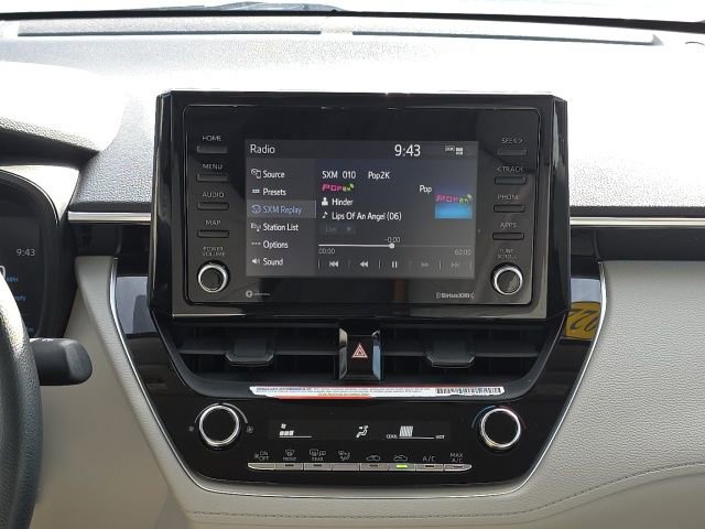 Used 2022 Toyota Corolla Cross L image 10