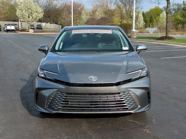 Certified 2026 Toyota Camry XLE AWD/4WD image 4