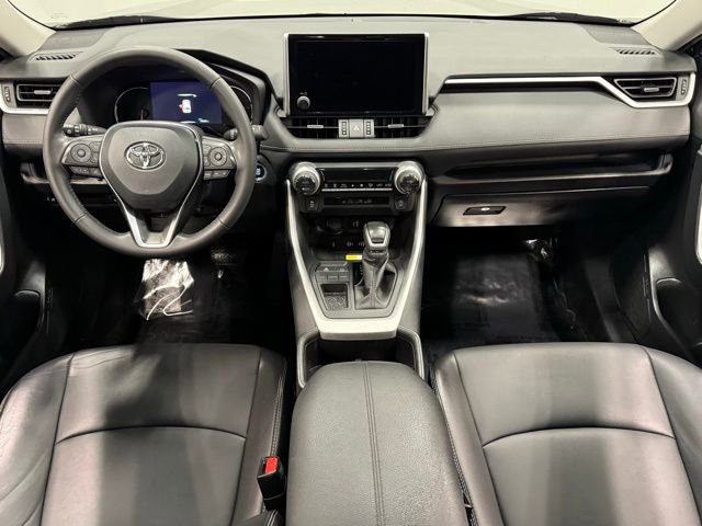 Used 2024 Toyota RAV4 XLE Premium image 35