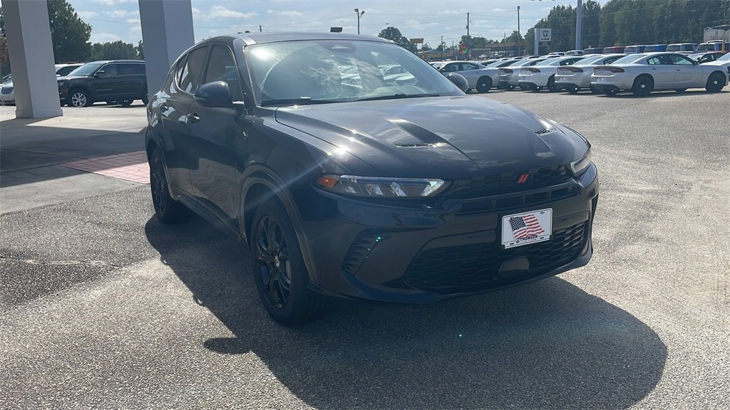 New 2024 Dodge Hornet R/T Plus w/ R/T Blacktop Package image 8