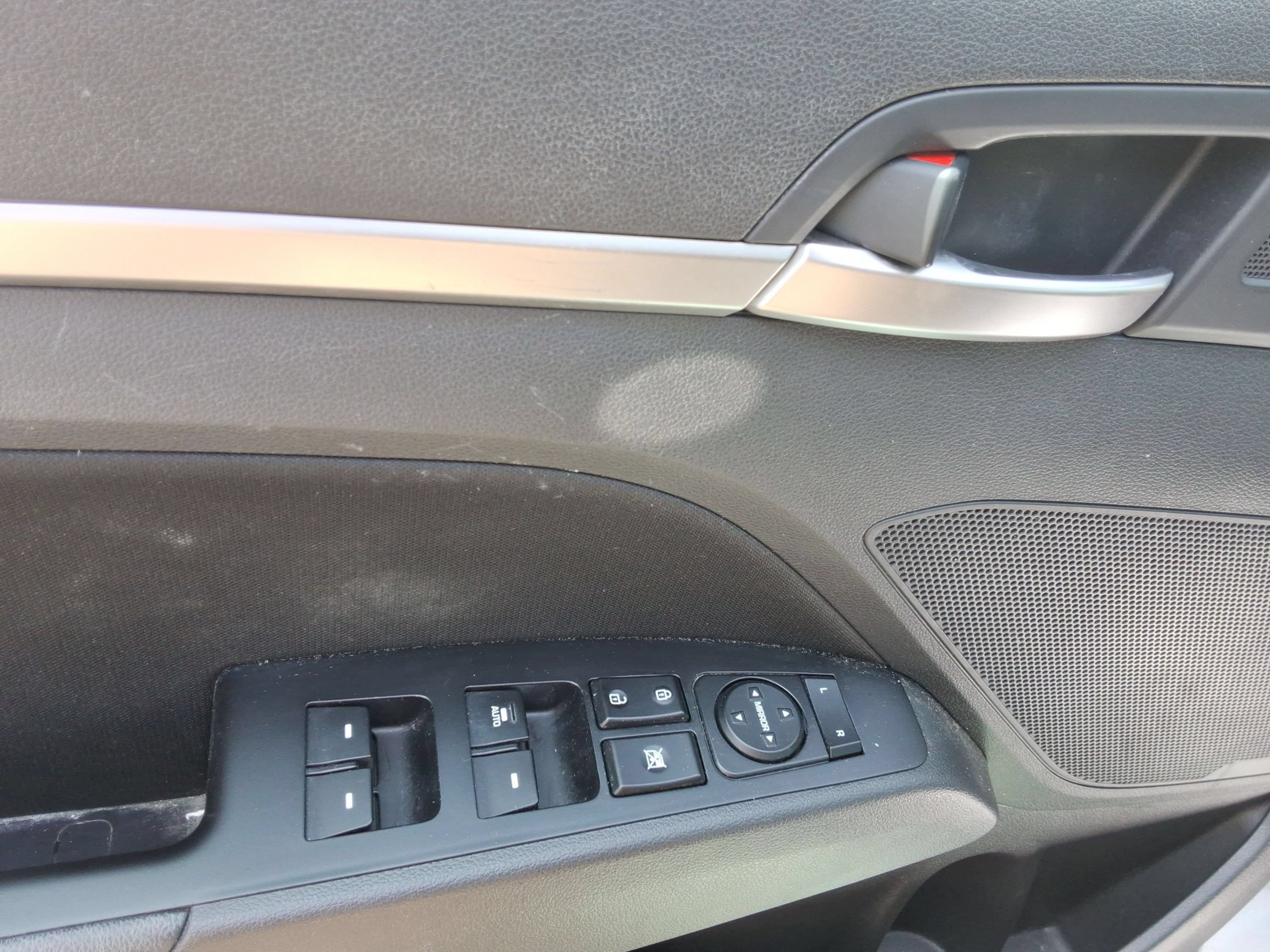 Used 2020 Hyundai Elantra Value Edition w/ Cargo Package (C1) FWD image 21