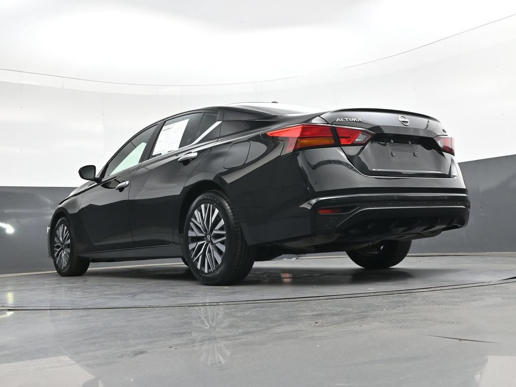 Used 2024 Nissan Altima 2.5 SV FWD image 44