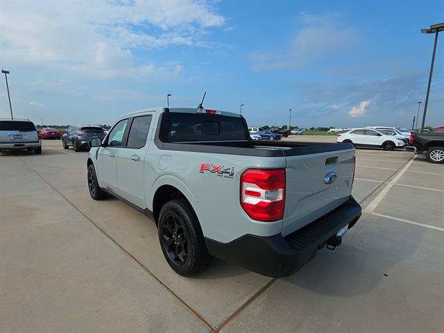 Used 2024 Ford Maverick Lariat w/ FX4 Off-Road Package AWD/4WD image 6