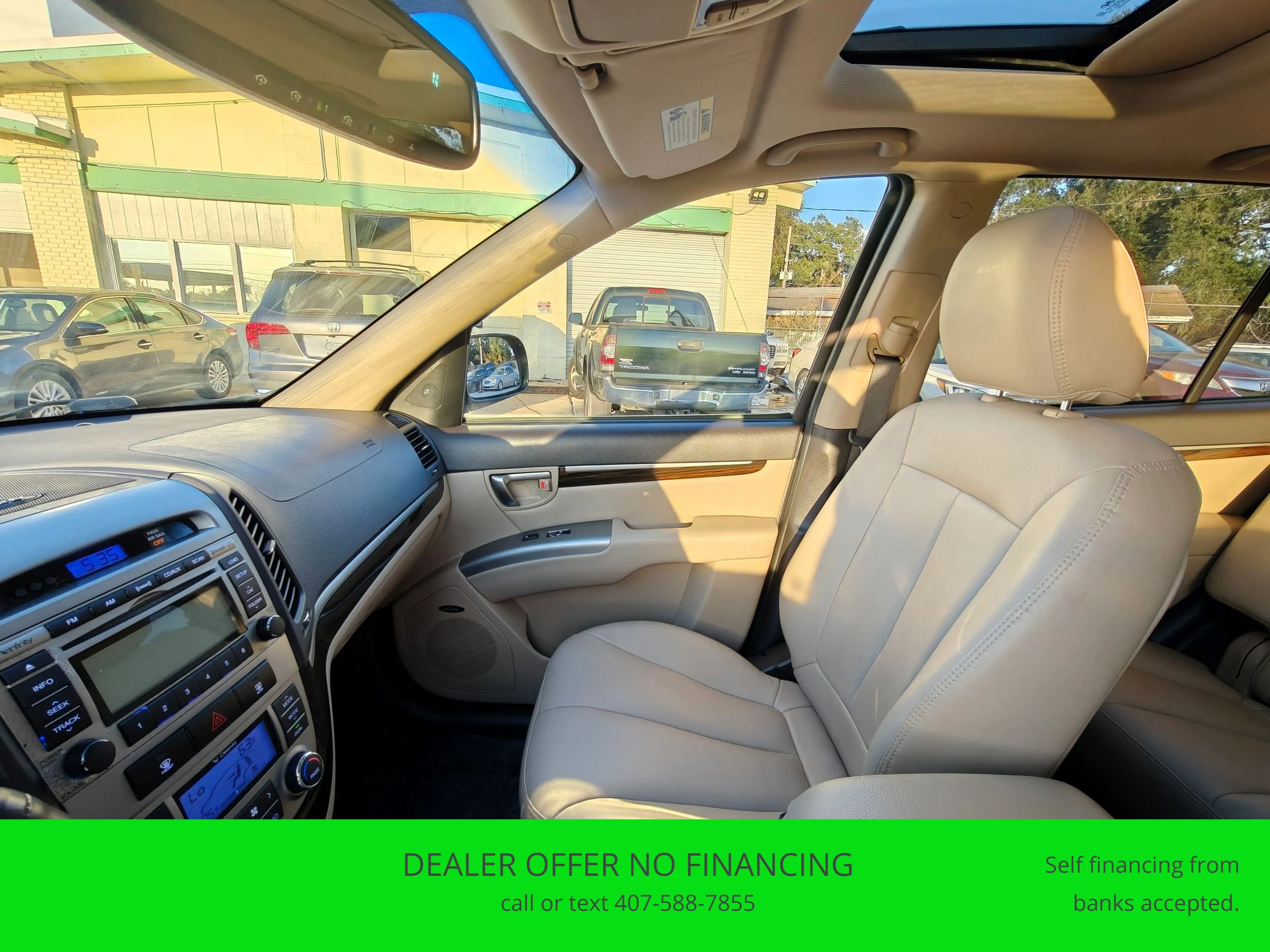 Used 2012 Hyundai Santa Fe Limited image 9