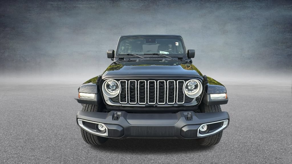 Used 2025 Jeep Wrangler Unlimited Sahara AWD/4WD image 4