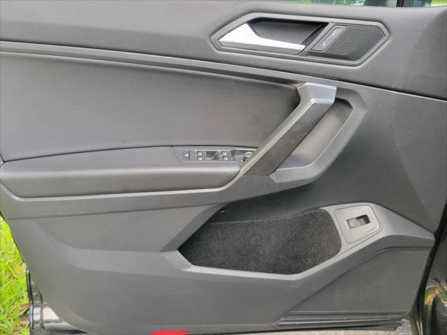 Used 2021 Volkswagen Tiguan SEL FWD image 22