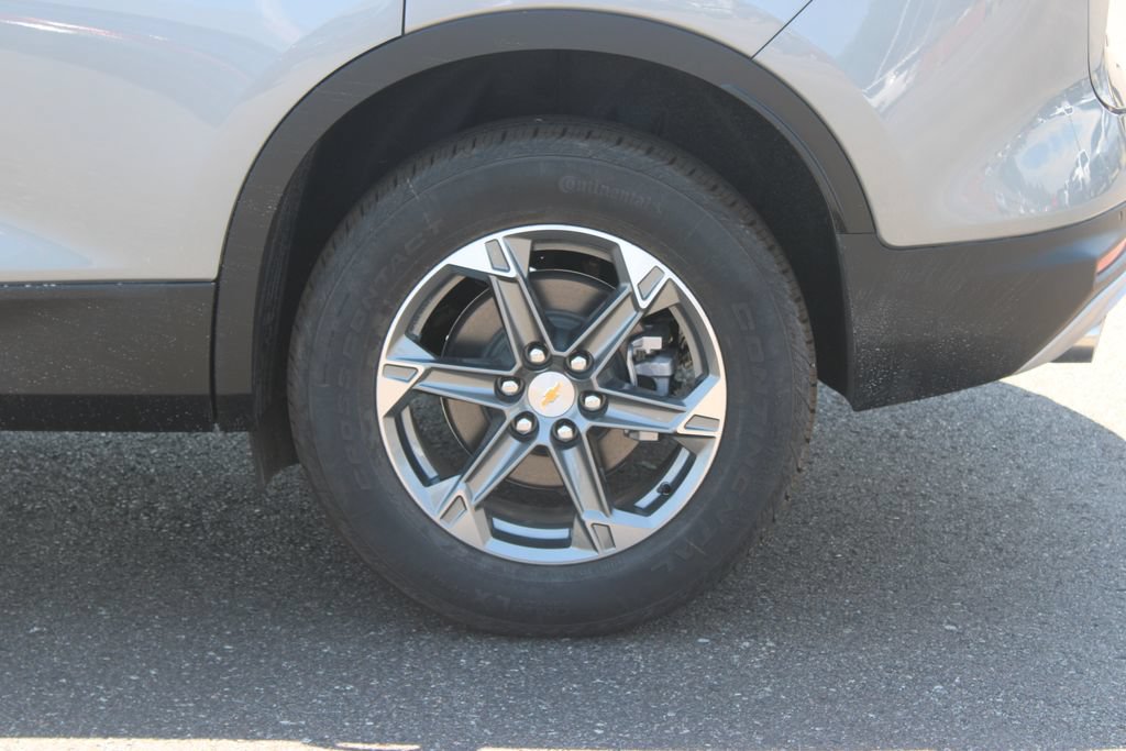 New 2026 Chevrolet Blazer LT w/ Convenience Package FWD image 19