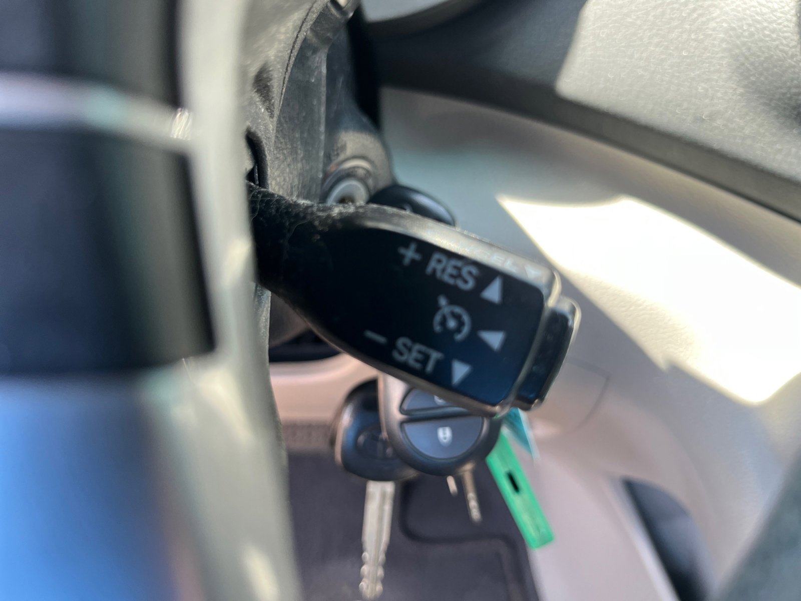 Used 2013 Toyota Highlander Plus image 32