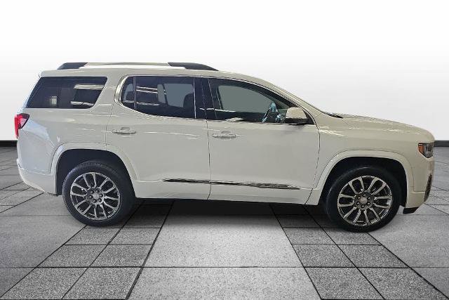 Used 2023 GMC Acadia Denali FWD image 4