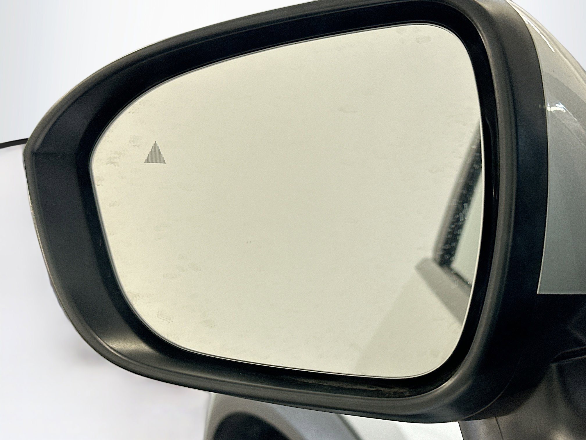 Used 2023 Nissan Rogue SV image 16