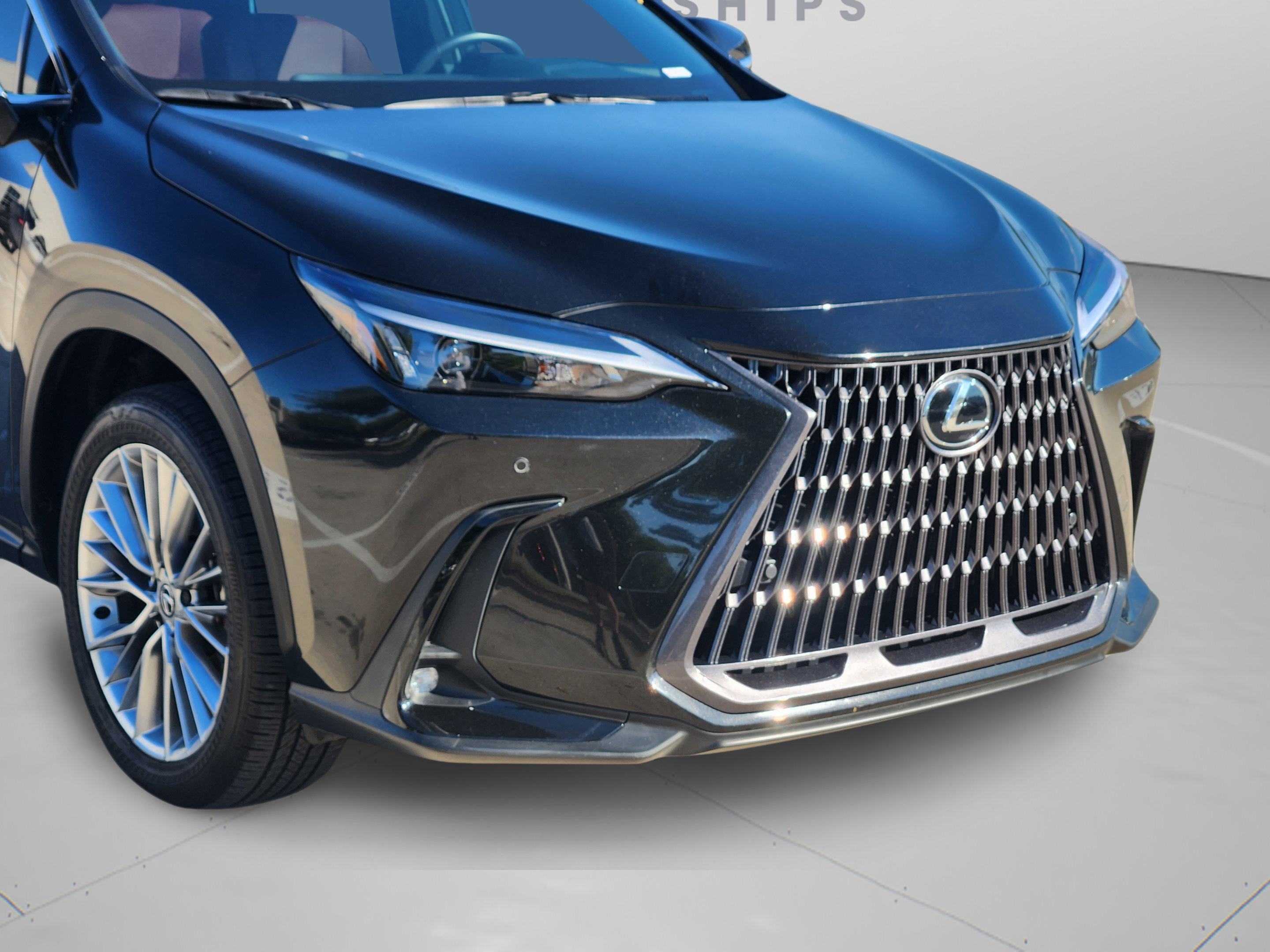 Used 2025 Lexus NX 350 AWD w/ Accessory Package (2T) image 5