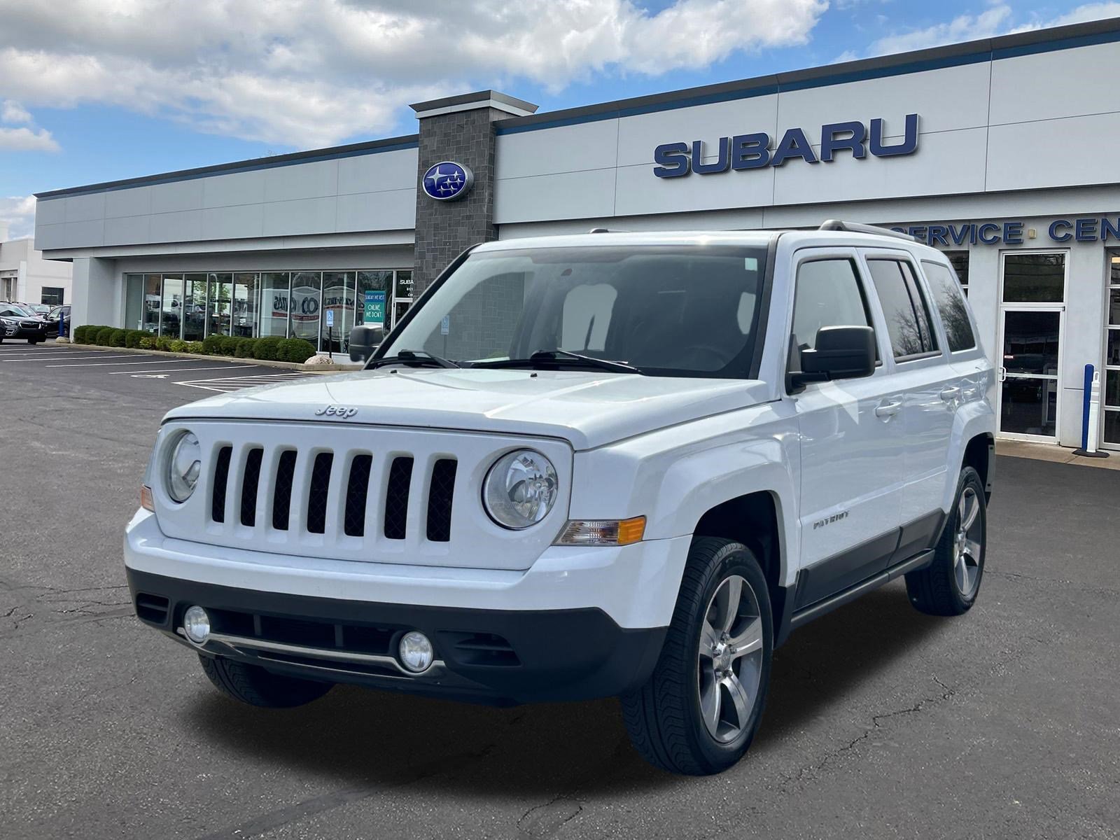 Used 2017 Jeep Patriot High Altitude image 3