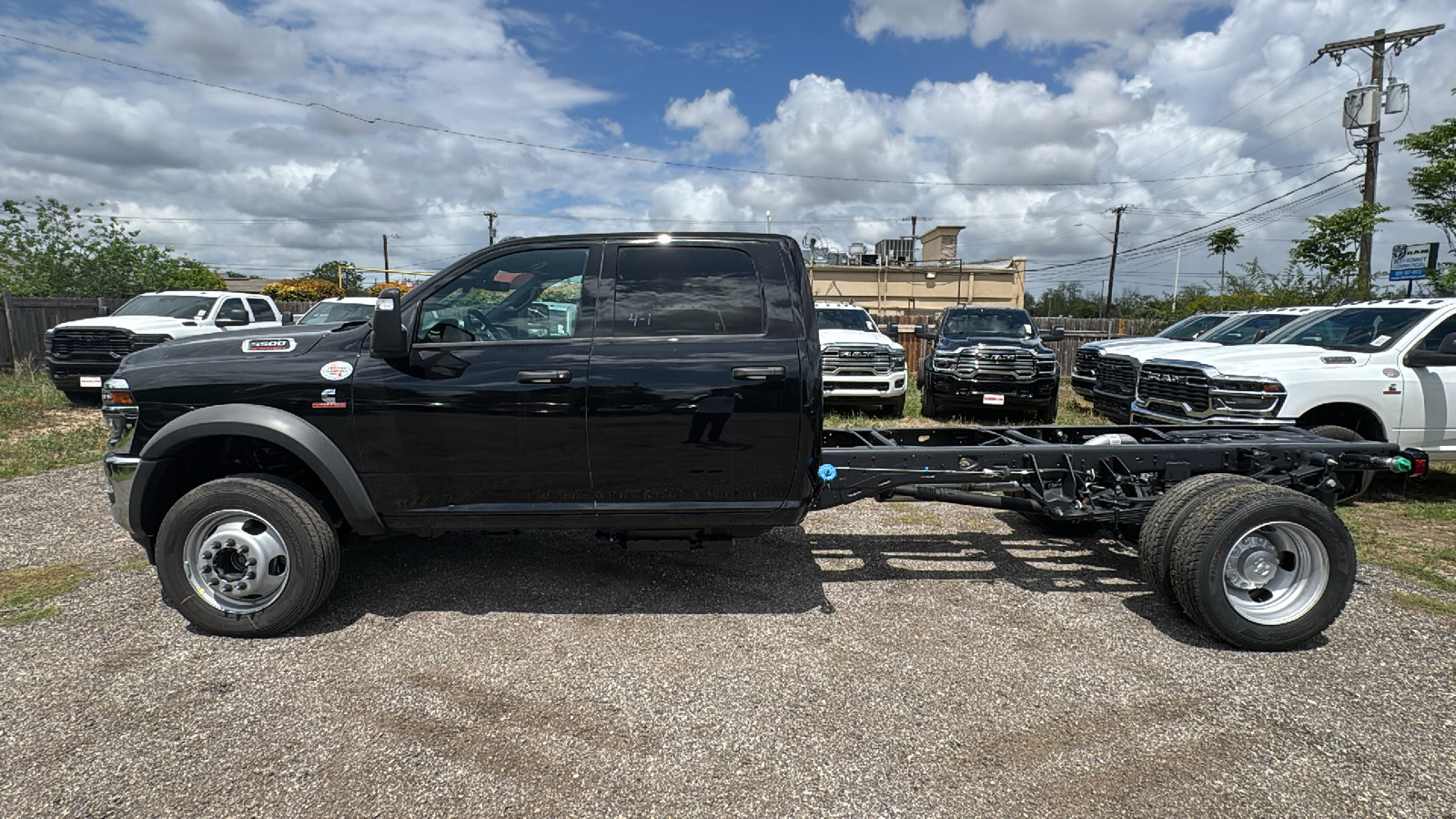 New 2026 RAM 5500 Tradesman w/ Chrome Appearance Group AWD/4WD image 8