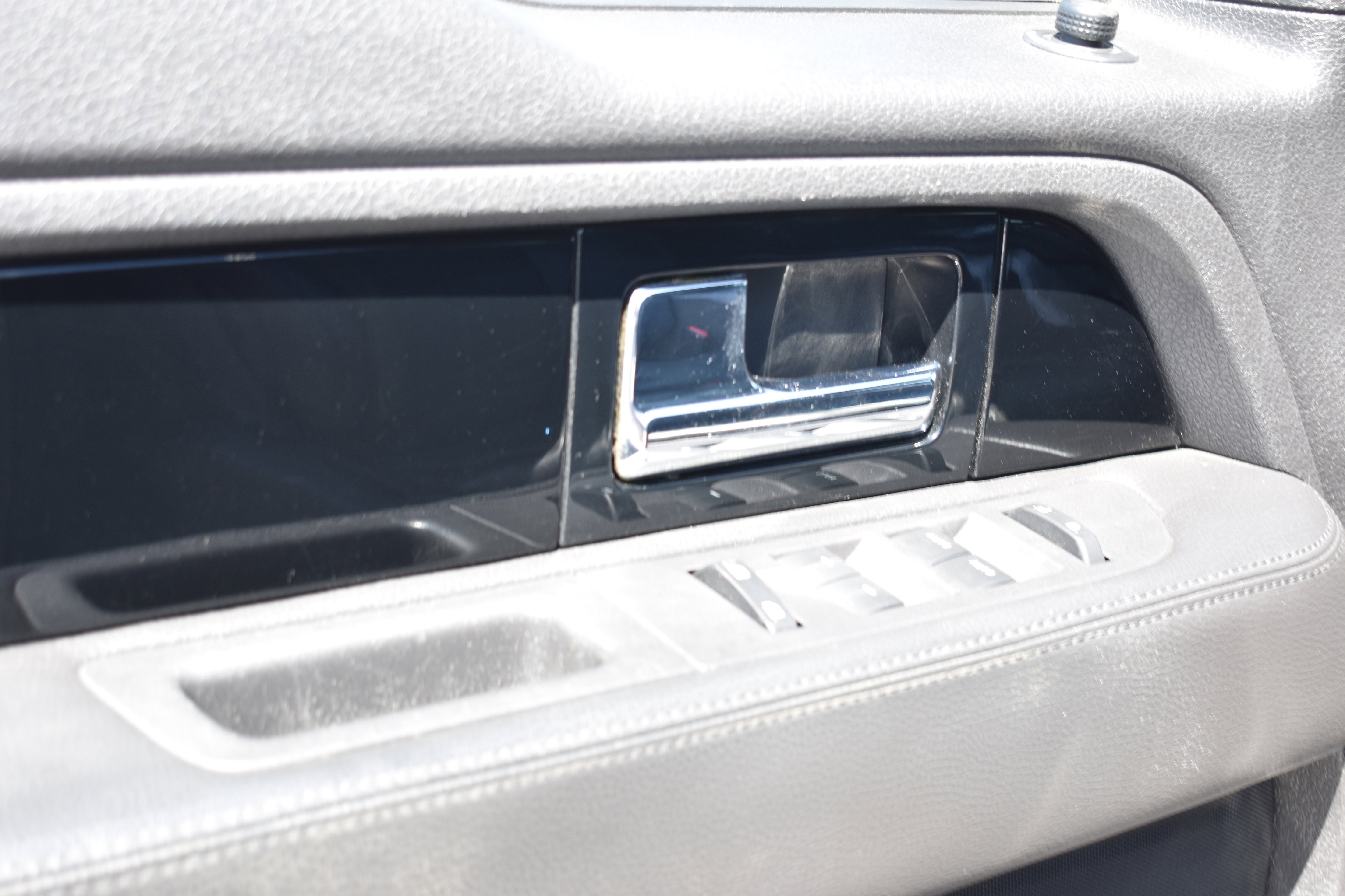 Used 2014 Ford F150 Limited AWD/4WD image 23