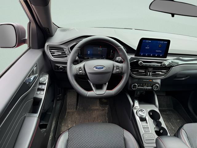 Used 2025 Ford Escape ST-Line w/ Cold Weather Package AWD/4WD image 7
