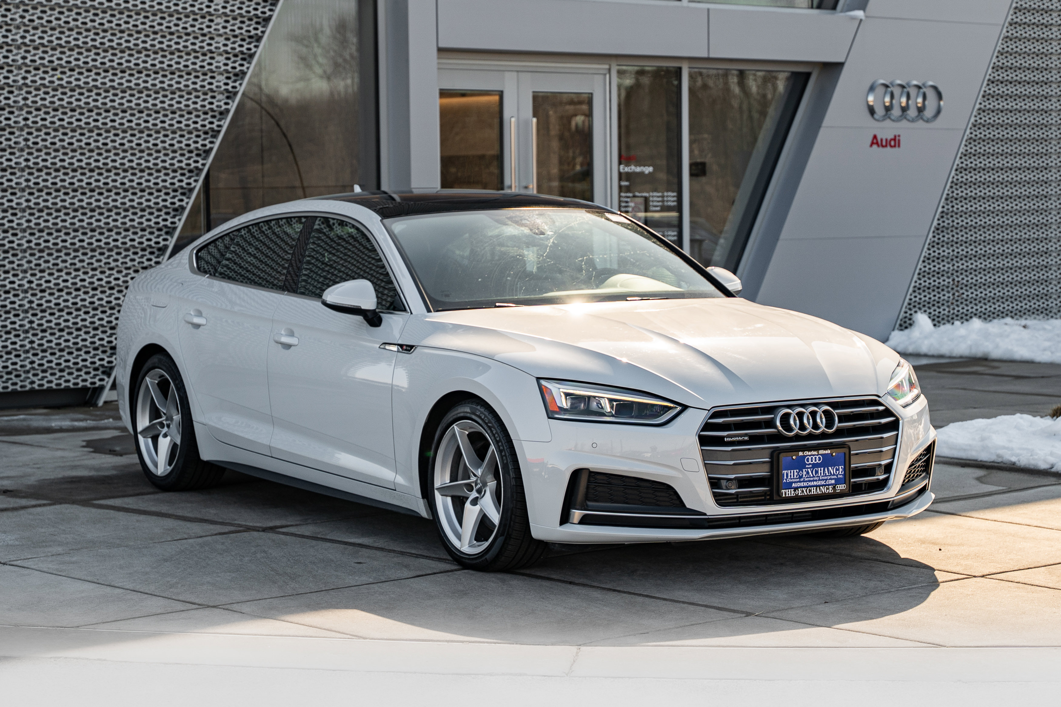 Used 2018 Audi A5 2.0T Premium Plus w/ Premium Plus image 2