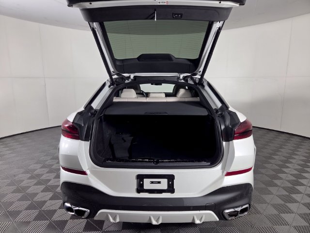Used 2026 BMW X6 M60i AWD/4WD image 28