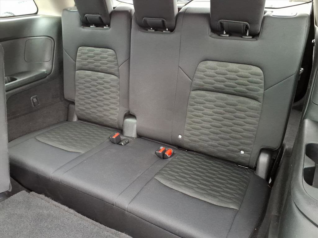 Used 2024 Nissan Pathfinder SV image 12