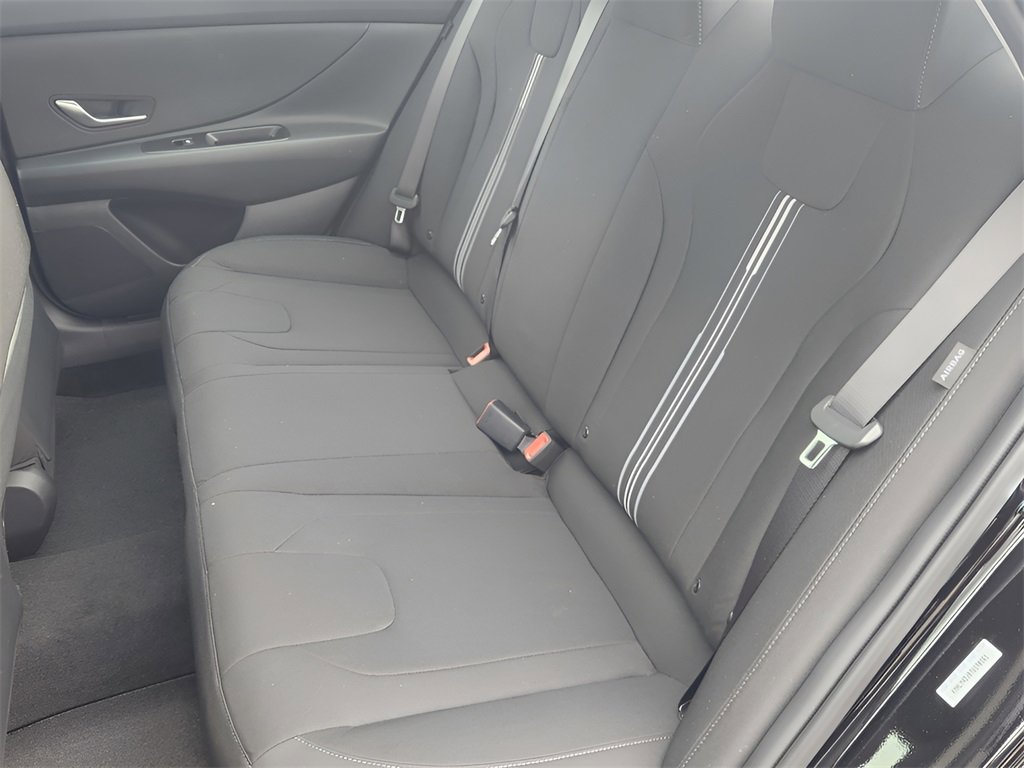 New 2026 Hyundai Elantra Blue image 11