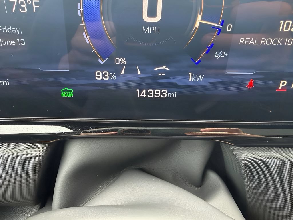 Used 2025 Chevrolet Silverado EV RST AWD/4WD image 15