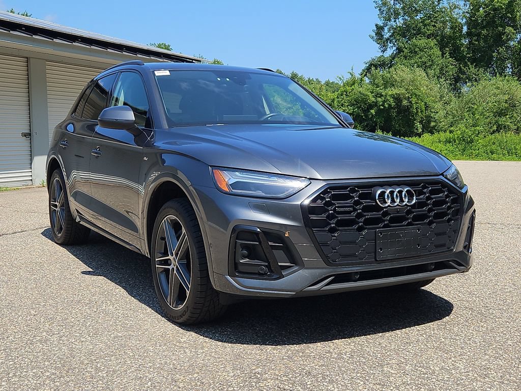Used 2023 Audi Q5 e Prestige w/ Prestige Package AWD/4WD image 9