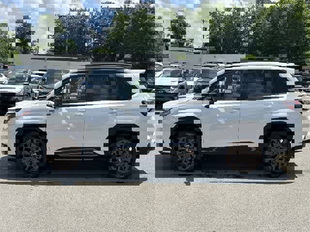 Used 2025 Subaru Forester Sport image 2