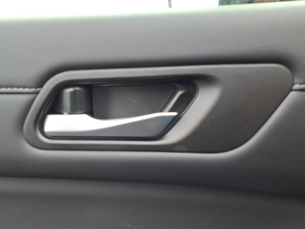 New 2026 Nissan Pathfinder SL image 12