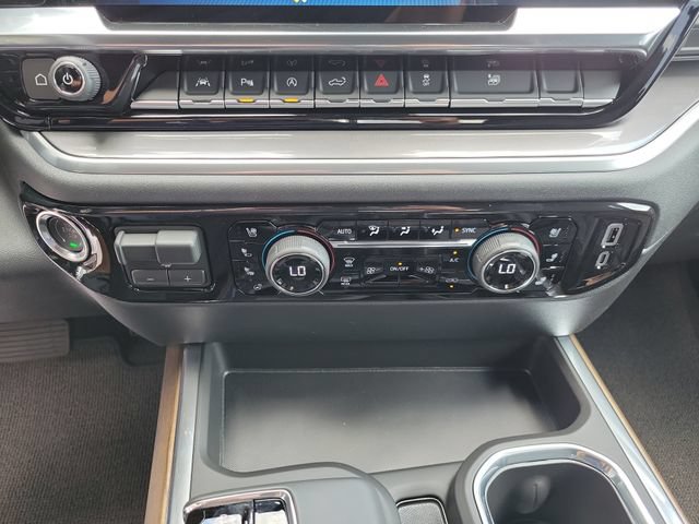 New 2026 Chevrolet Silverado 1500 High Country w/ Technology Package AWD/4WD image 31