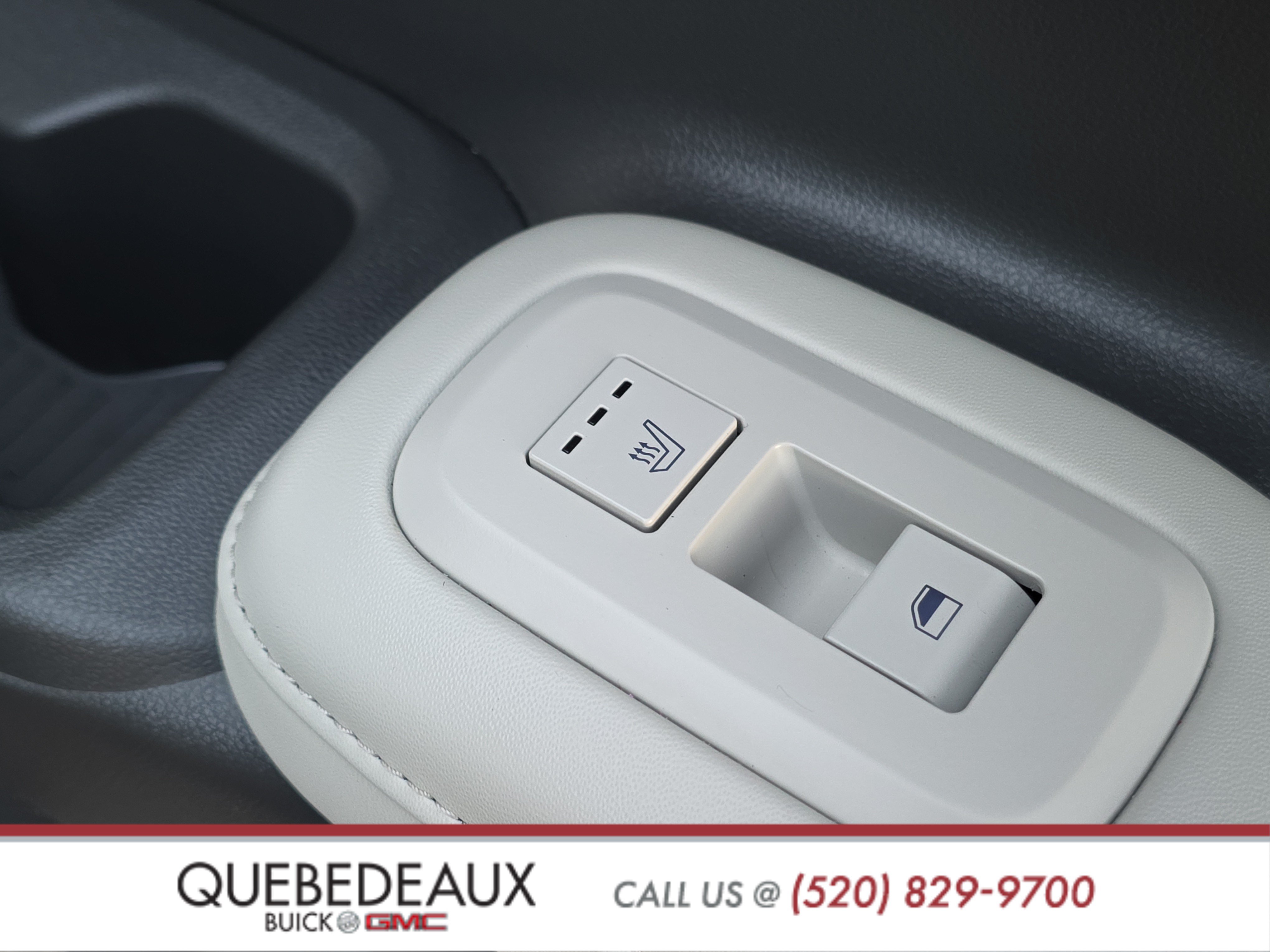 Used 2025 Hyundai Santa Fe Limited FWD image 26