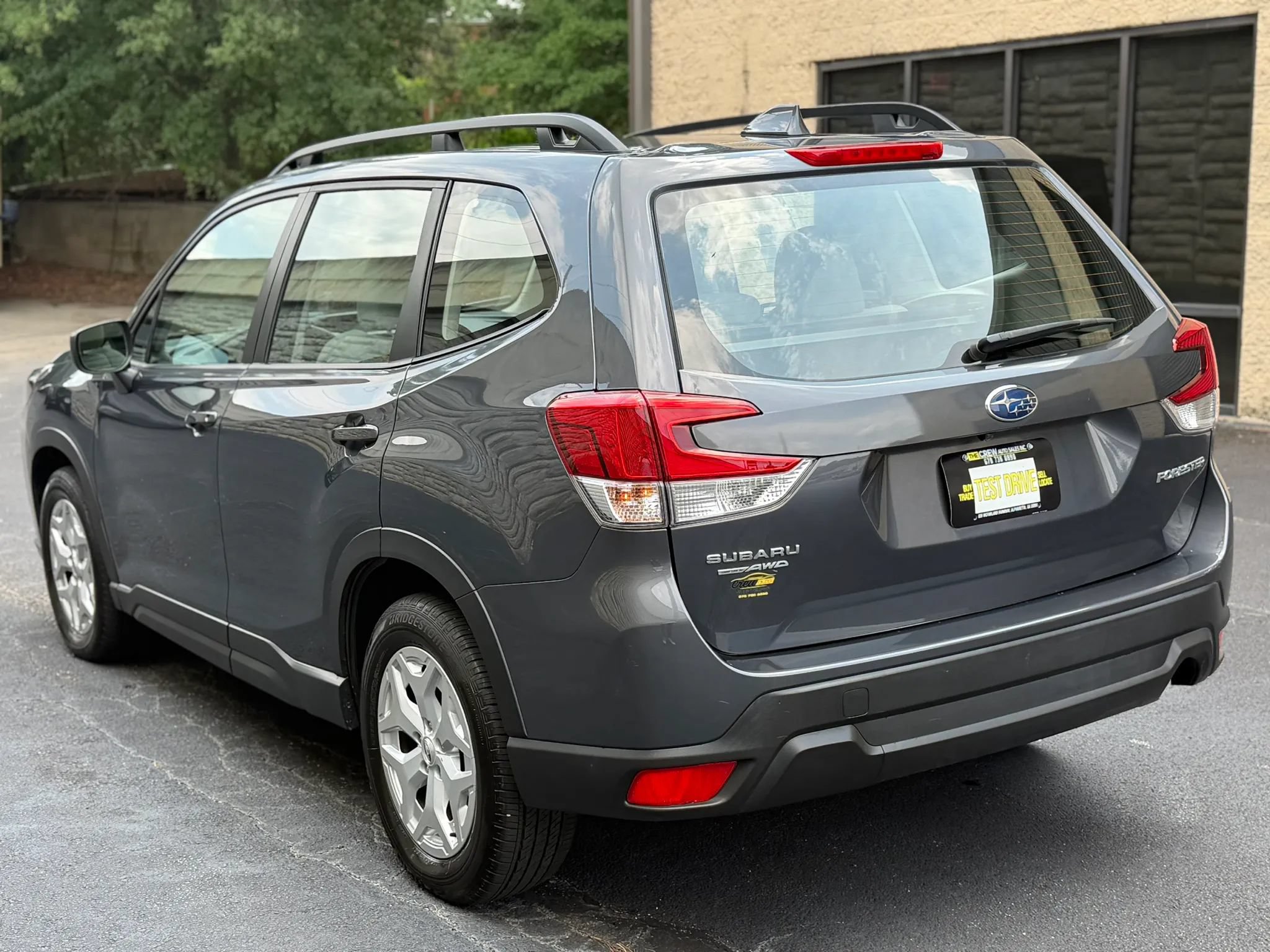 Used 2023 Subaru Forester AWD/4WD image 8