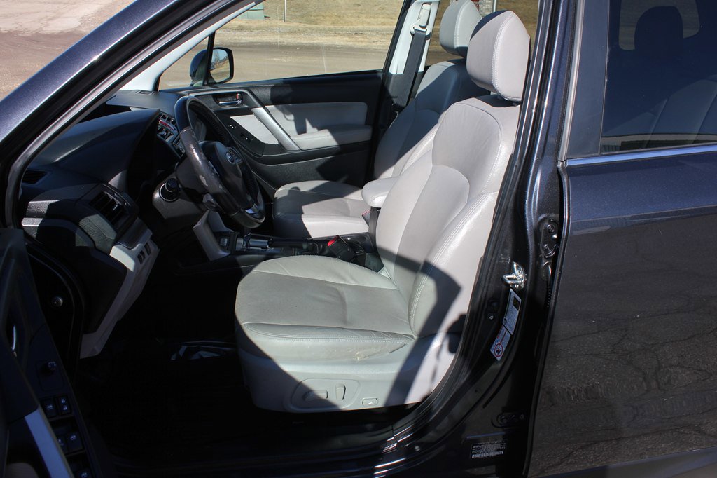 Used 2015 Subaru Forester 2.5i Limited image 32