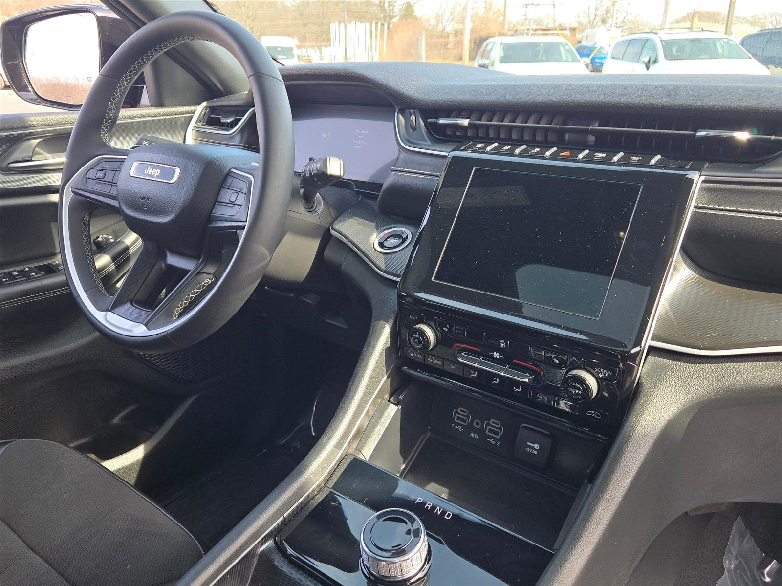 Certified 2024 Jeep Grand Cherokee Altitude image 9