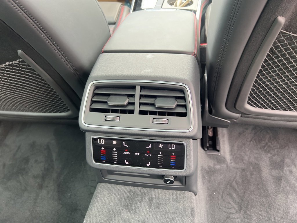 New 2025 Audi RS 6 performance image 17