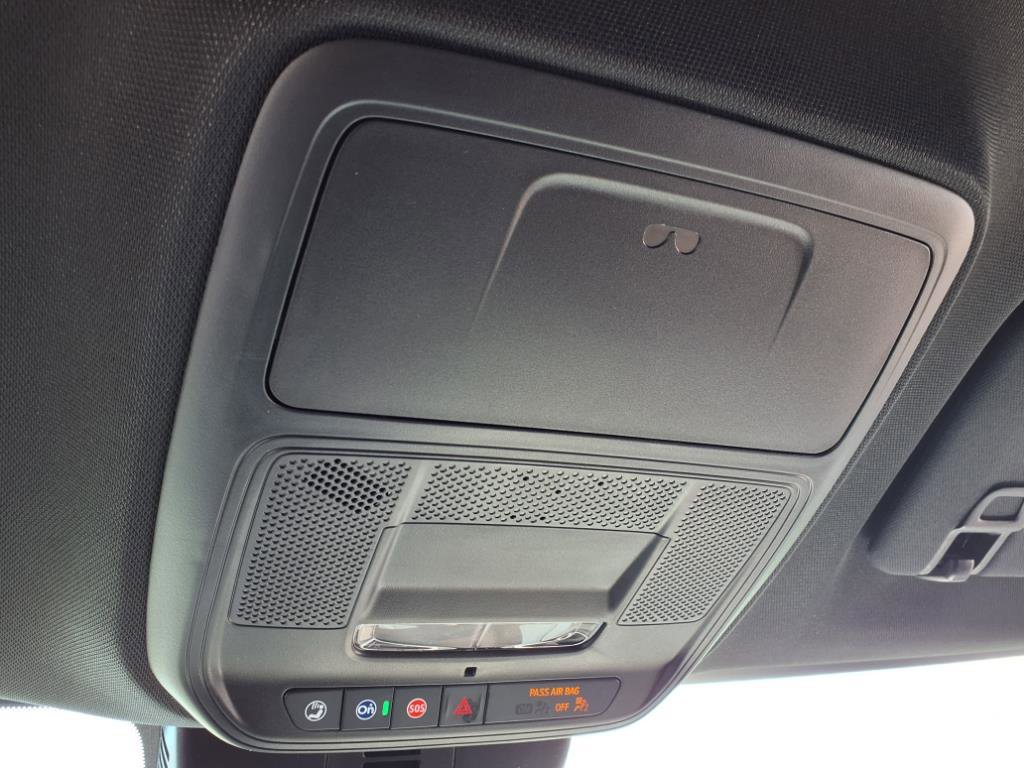 New 2025 Buick Enclave Preferred w/ Power Package image 22