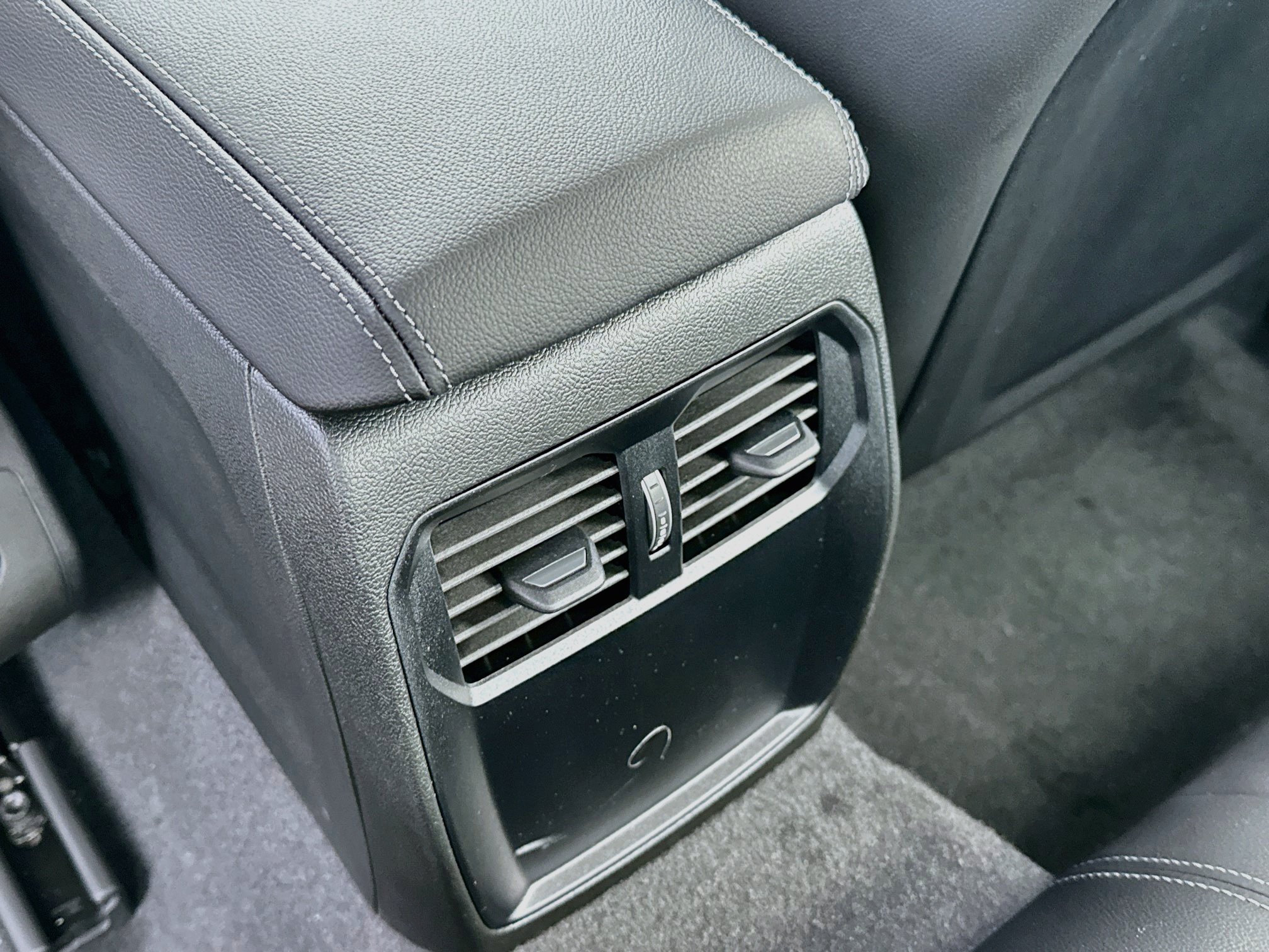 New 2026 BMW 230i Coupe w/ Premium Package RWD image 19