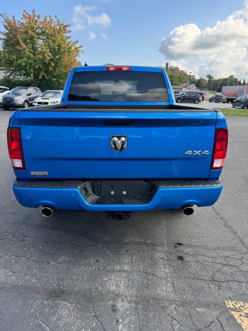 Used 2022 RAM 1500 Express w/ Wheel & Sound Group image 8