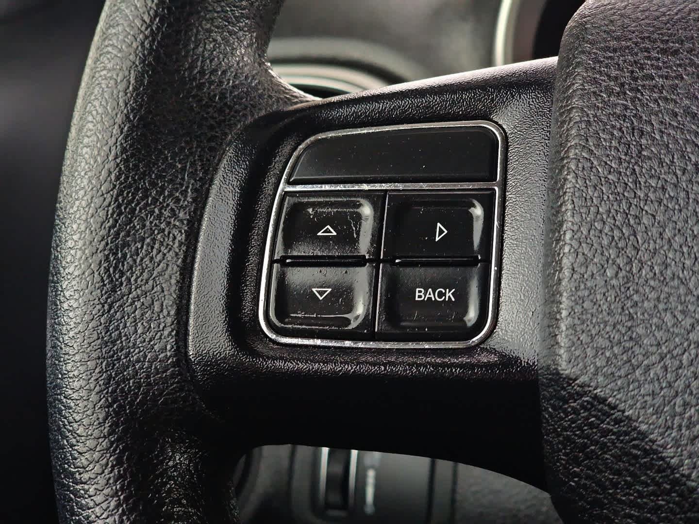 Used 2020 Dodge Journey SE FWD image 12