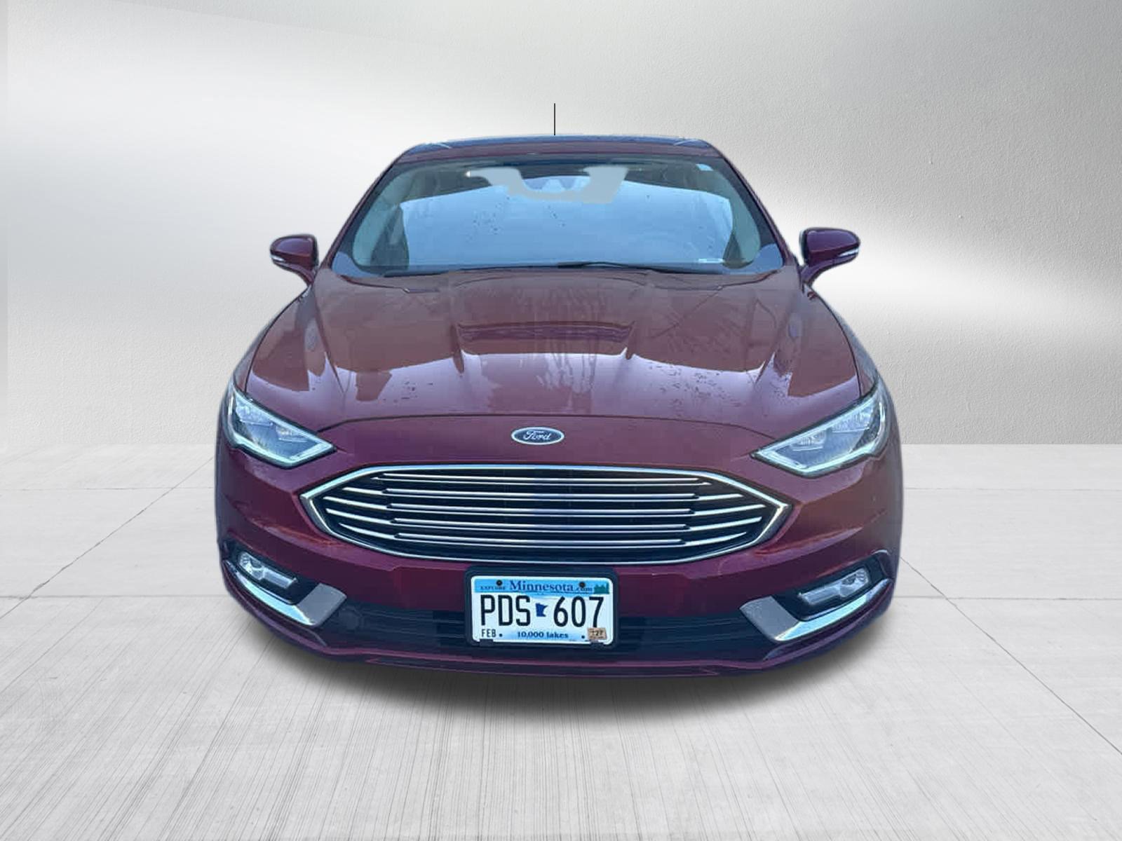 Used 2017 Ford Fusion SE w/ Fusion SE Technology Package FWD image 2