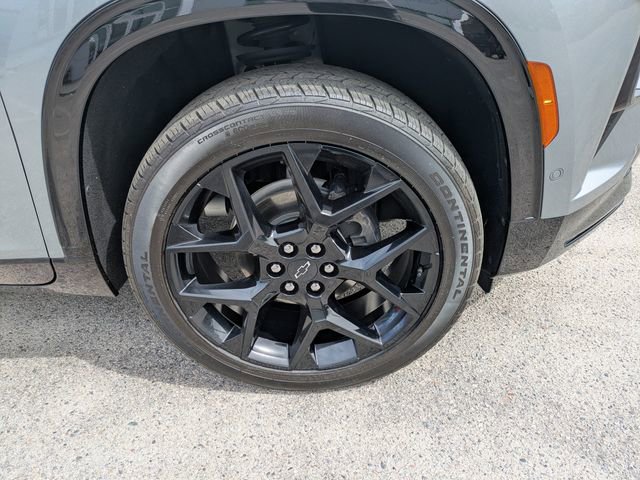 Used 2024 Chevrolet Traverse RS image 12