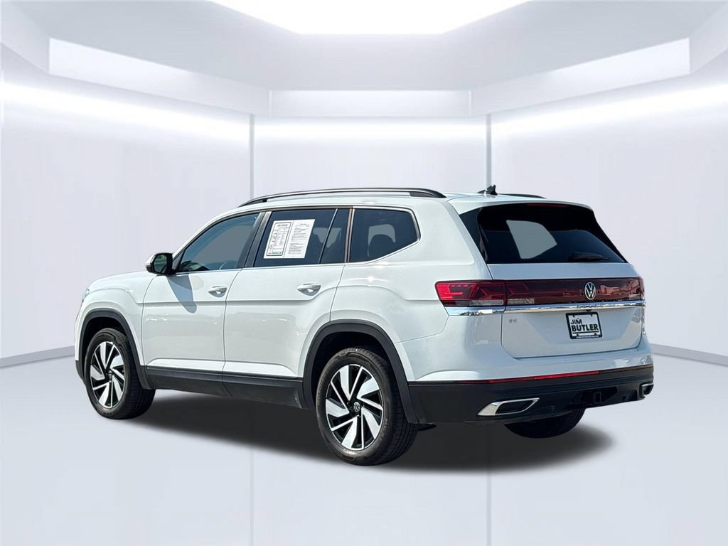 Used 2025 Volkswagen Atlas SE FWD image 4