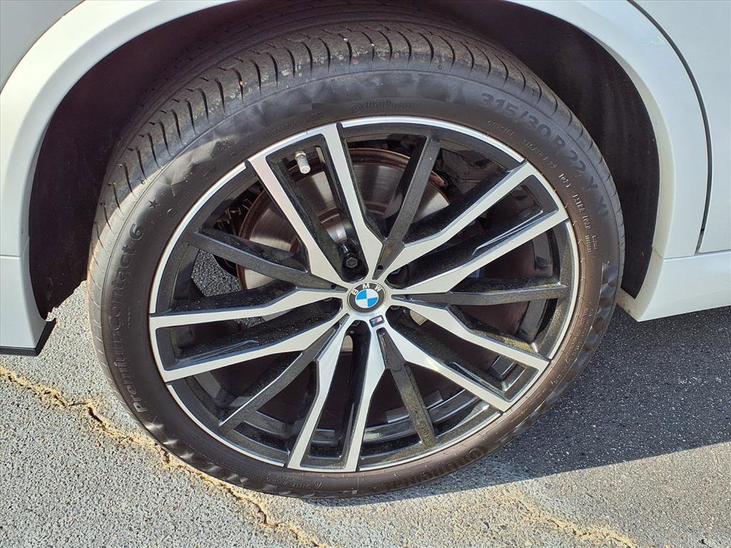 Used 2022 BMW X5 xDrive40i w/ M Sport Package image 19