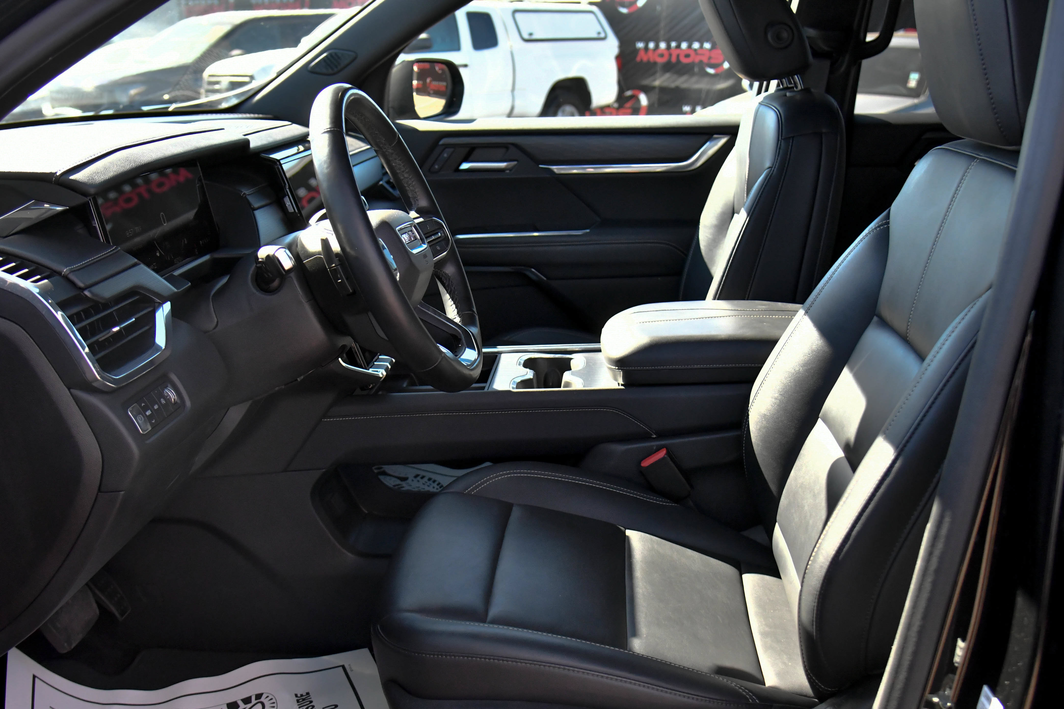 Used 2024 GMC Acadia Elevation AWD/4WD image 18