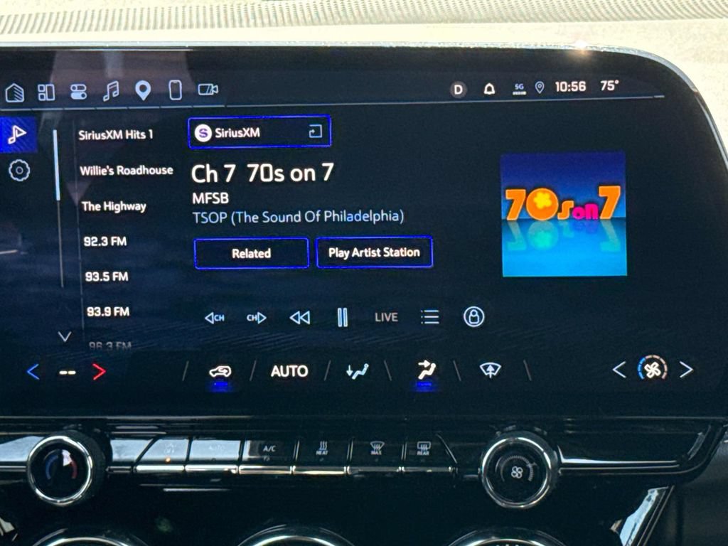 Used 2026 Chevrolet Blazer EV LT w/ LPO, All-Weather Mat Package FWD image 17