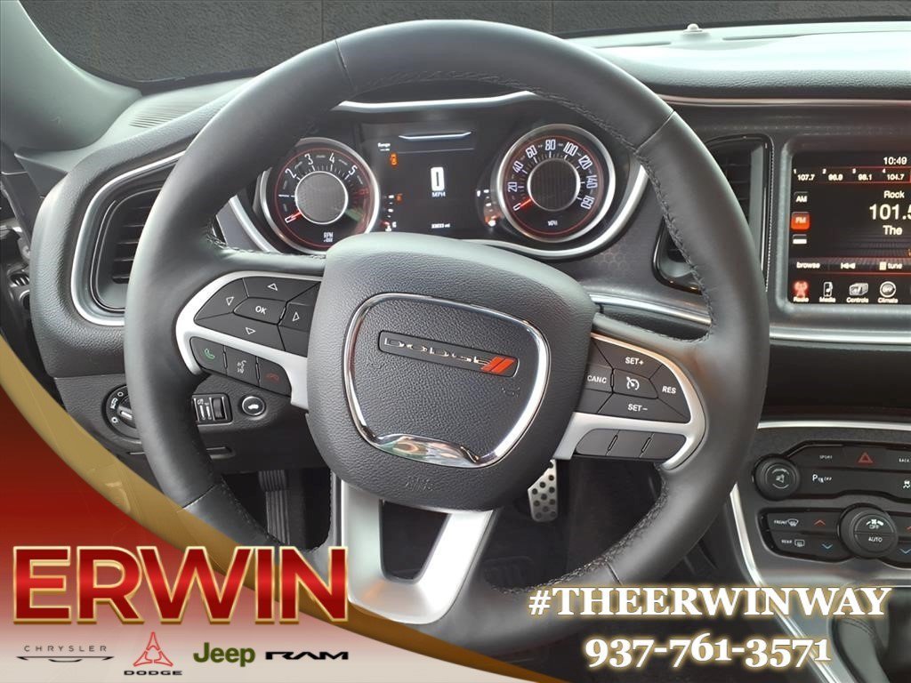 Used 2015 Dodge Challenger R/T Plus RWD image 17
