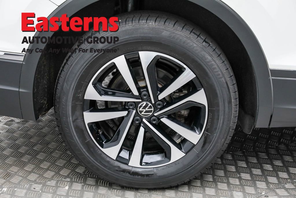 Used 2022 Volkswagen Tiguan S image 29