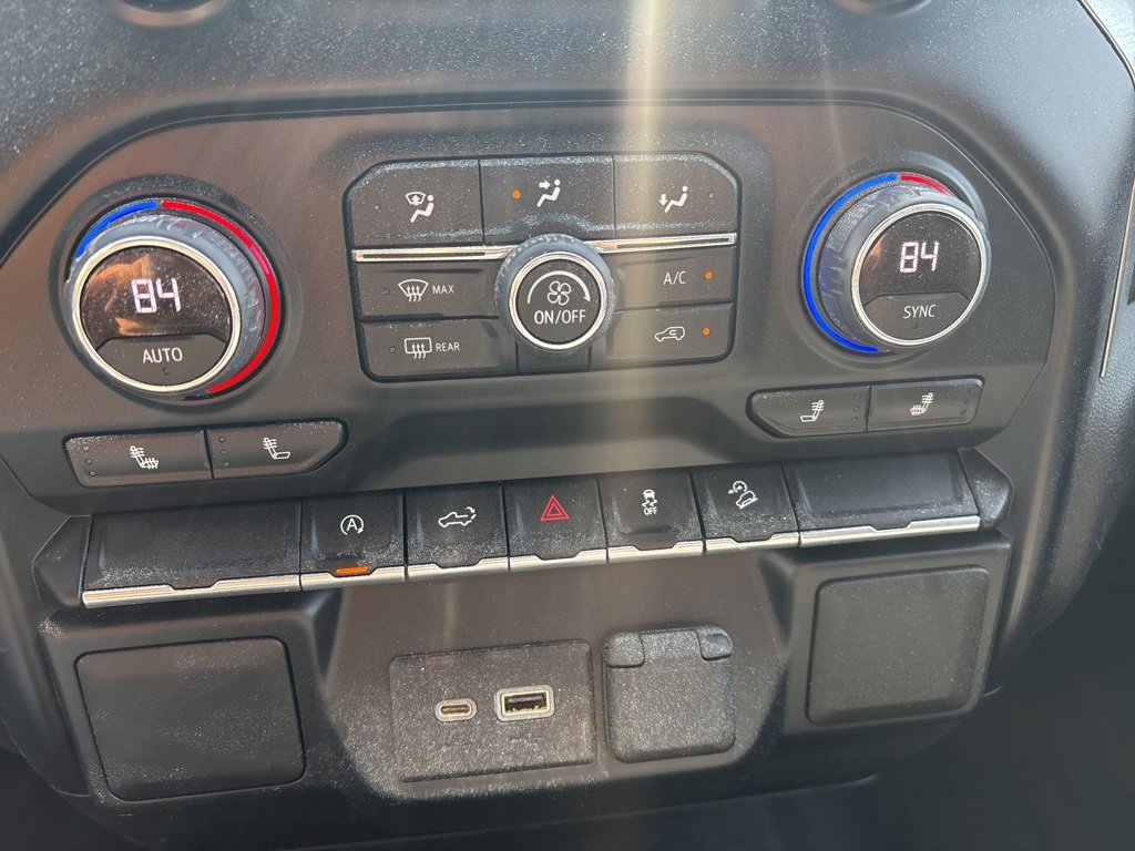 Used 2022 Chevrolet Silverado 1500 LT image 11