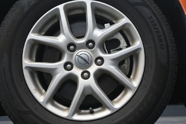 Used 2024 Chrysler Pacifica Touring-L FWD image 9