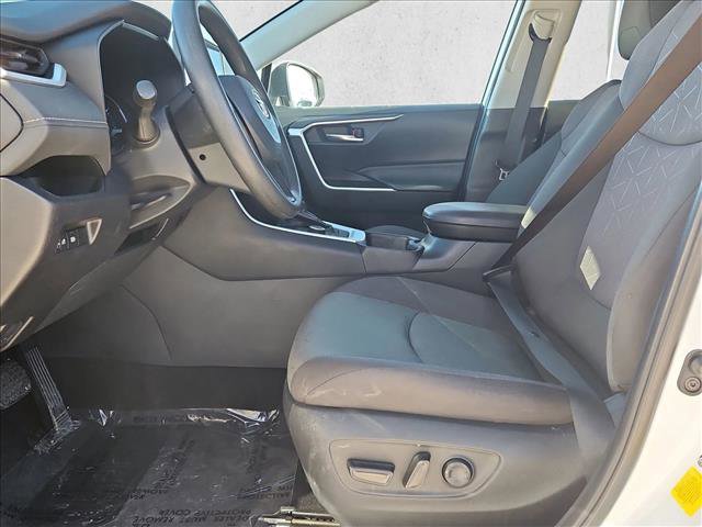Used 2024 Toyota RAV4 XLE image 16