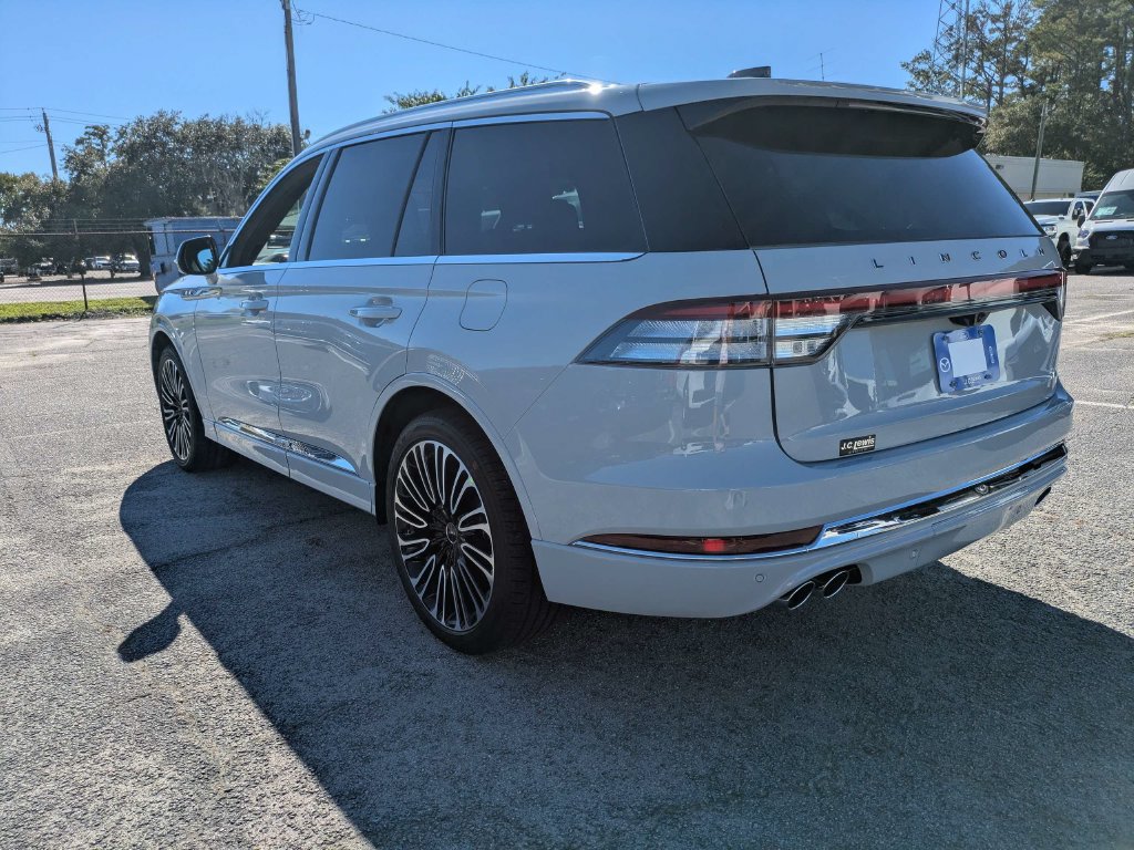 New 2027 Lincoln Aviator Black Label w/ Dynamic Handling Package AWD/4WD image 6
